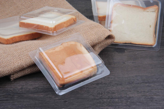 佑天元包裝｜烘焙行業(yè)包裝系統(tǒng)升級：熱成型拉伸膜包裝機(jī)的應(yīng)用與價(jià)值